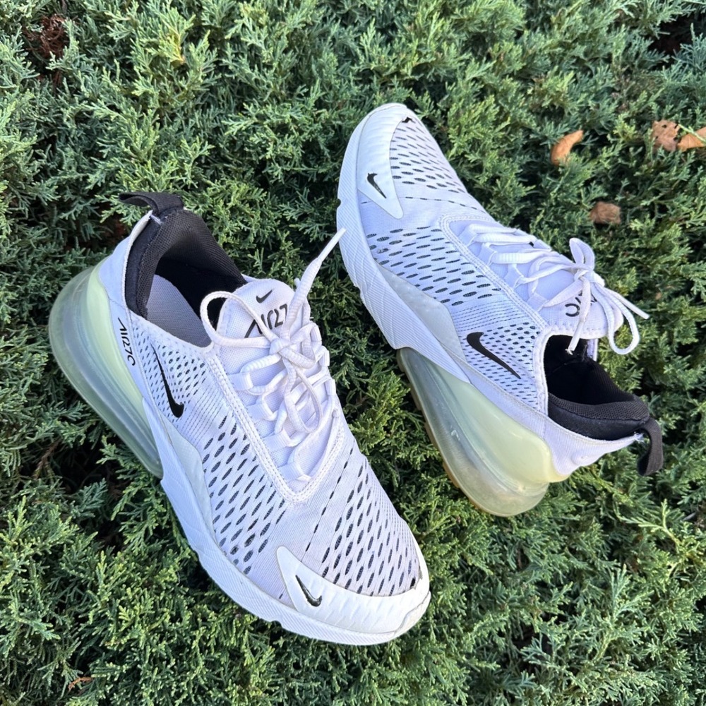 Nike Air Max 270 Women's Athletic Shoes Size 8 White